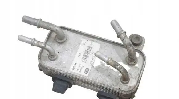 Land Rover Discovery 3 - LR3 Engine oil radiator 
