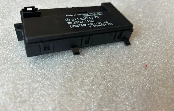 Mercedes-Benz CLS C219 Keyless (KESSY) go control unit/module 2118204075 A2118204075
