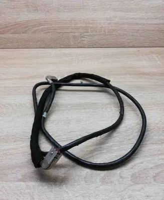 BMW 5 E39 Plug wire 13820 057261