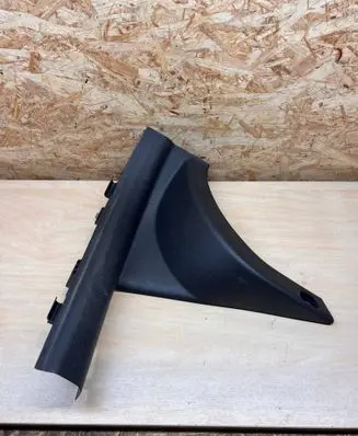 KIA Niro Rear sill trim cover 85886q4000