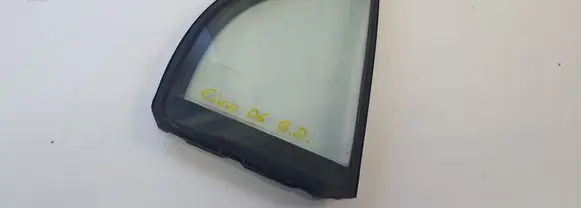 Honda Civic Rear vent window glass 