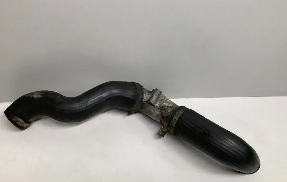 Volvo XC90 Intercooler hose/pipe 08631538 08699419