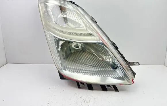 Toyota Prius (XW20) Headlight/headlamp 8113047090
