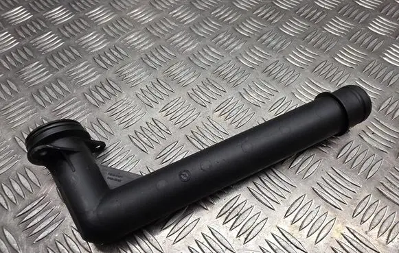 Porsche Boxster 986 Oil fill pipe 99610715002