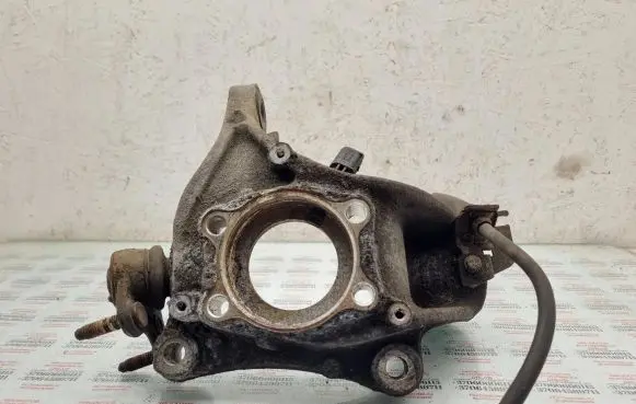 Volkswagen PASSAT B6 Front wheel hub spindle knuckle 3C0366A