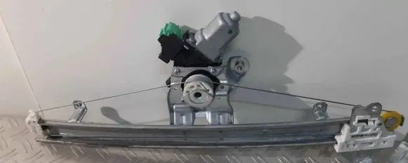 Nissan Leaf II (ZE1) Front door window regulator with motor 807303NA1A 71110 WR07306