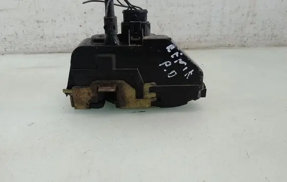 Renault Scenic II - Grand scenic II Front door lock