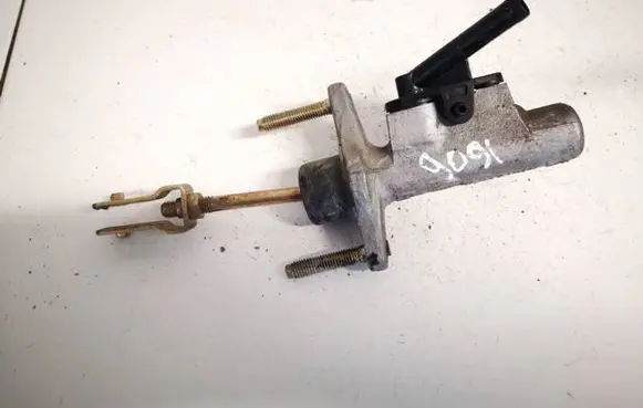 Toyota Yaris Clutch master cylinder 