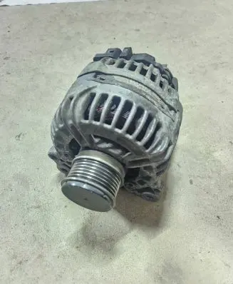 Skoda Fabia Mk2 (5J) Generator/alternator 045903023A 0124515022