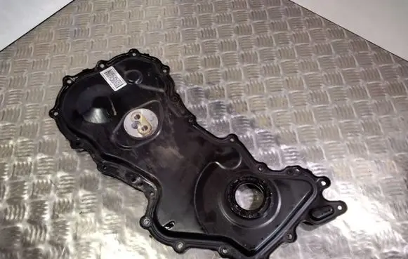 Nissan Qashqai Timing chain cover 135027147RC 135027147R