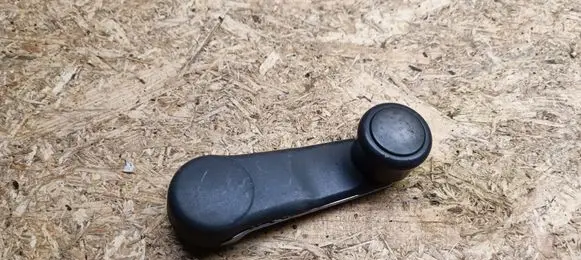 Audi 100 200 5000 C3 Front door window winding handle 443837581D