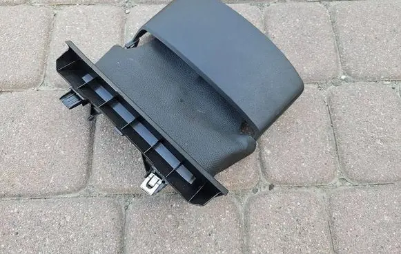 Opel Astra L Steering wheel trim 9843217180