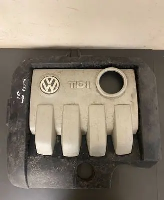 Seat Altea XL Engine cover (trim) 03G103925