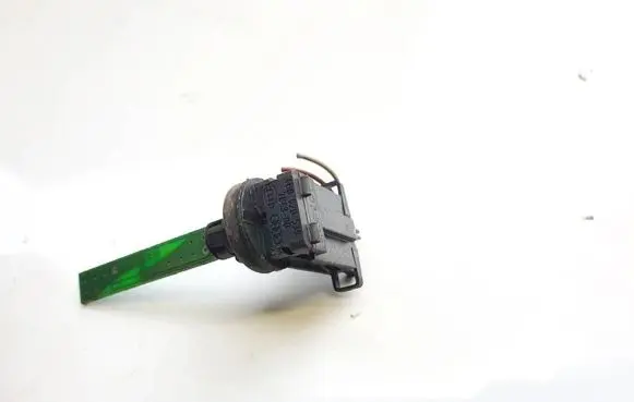 Volkswagen PASSAT B6 Interior temperature sensor 4b0820539