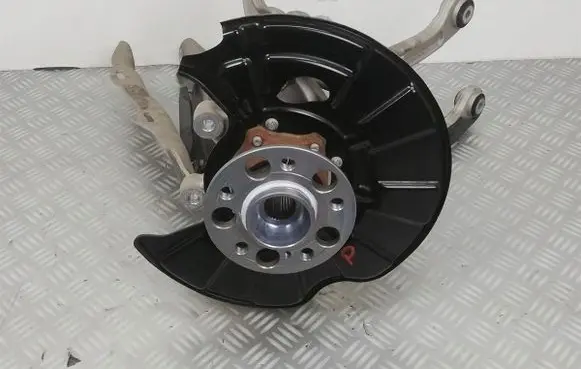 Mercedes-Benz S AMG W222 Stub axle A2220406