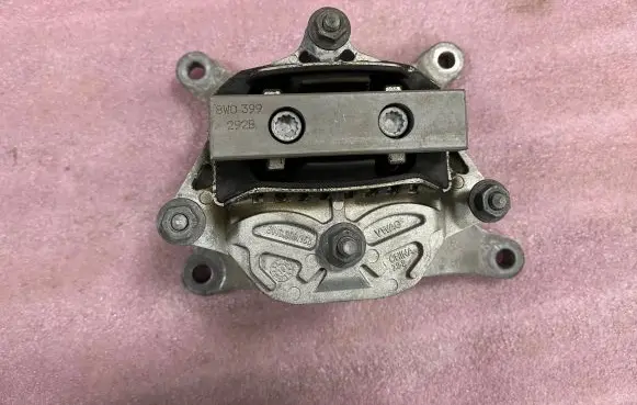 Audi Q5 SQ5 Gearbox mount 8W0399156 8W0399118C