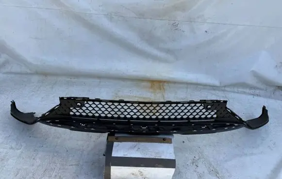 Mercedes-Benz GLC C254 Front bumper lip A2548853101