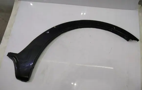 BMW X3 E83 Fender trim (molding)