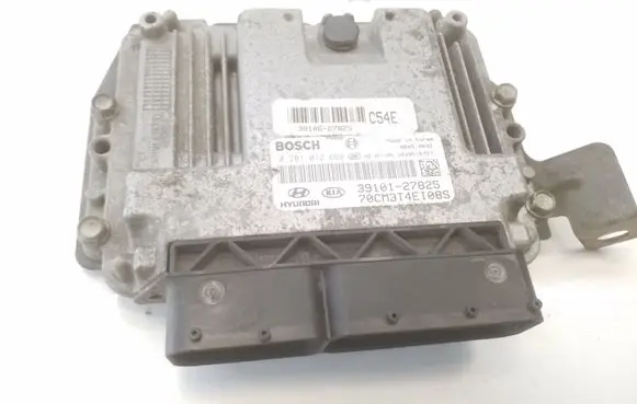 Hyundai Santa Fe Engine control unit/module 3910127825 0281012669