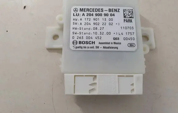 Mercedes-Benz C W204 Parking PDC control unit/module A2049009004