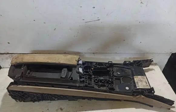 BMW 7 F01 F02 F03 F04 Armrest 9112677 58450713