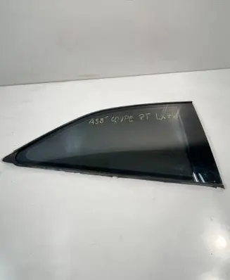Audi A5 8T 8F Rear side window A58T