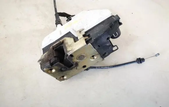 Citroen C3 Front door lock 46983280