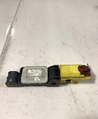 Audi A3 S3 A3 Sportback 8P Airbag deployment crash/impact sensor 4B0959643D