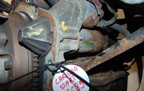 Mitsubishi Carisma Starter motor MD308088 D6RA
