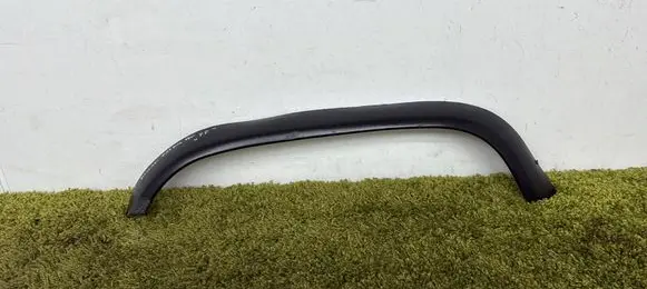 Nissan Patrol Y60 Front arch trim 63812-06j00 6381206j00