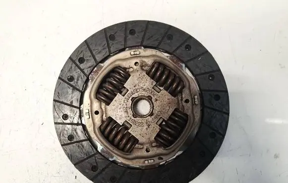 Volkswagen Touran I Clutch pressure plate 700296 160222