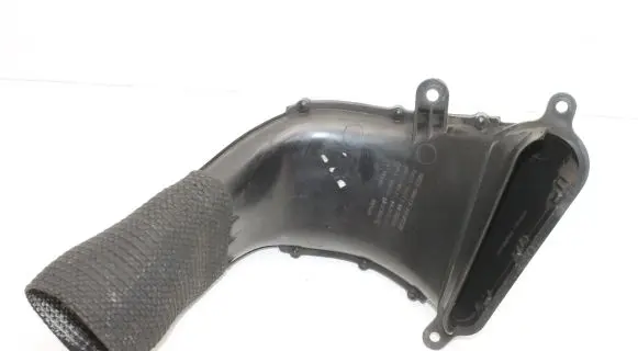 Jaguar XF X250 Air intake duct part 8X239A673AB
