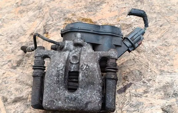 Rear brake caliper