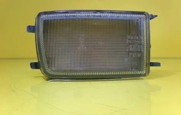Volkswagen Golf III Front indicator light 1H0953156D