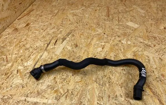 BMW 1 F40 Engine coolant pipe/hose 6832801 CT164620138