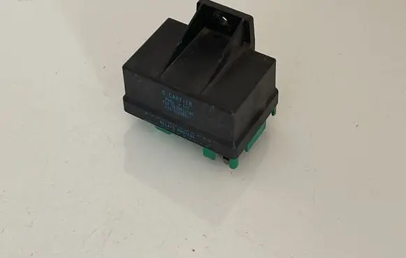 Peugeot 206 Glow plug pre-heat relay 9639912580