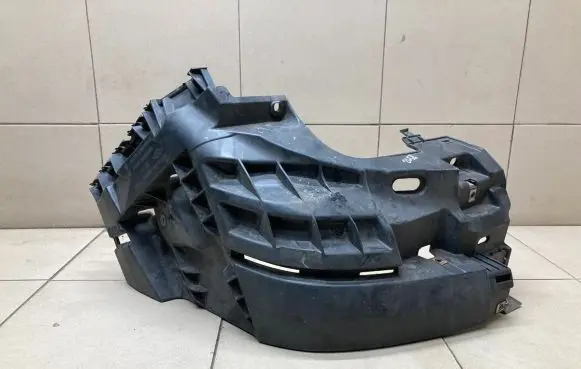 Renault Trafic II (X83) Front bumper mounting bracket 93856002 620340101R