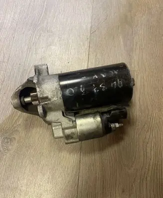 Audi A4 S4 B7 8E 8H Starter motor 03G911023A