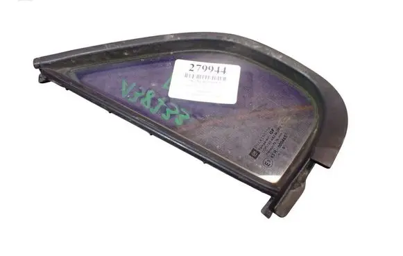Opel Agila A Front door window glass four-door 