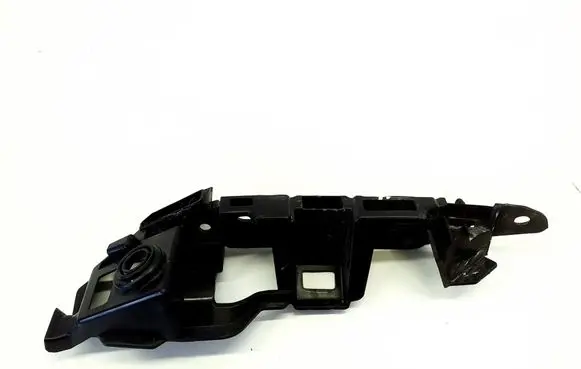 Volkswagen Golf VII Front bumper mounting bracket 
