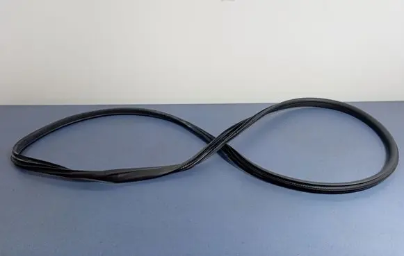 Ford Mondeo MK IV Front door rubber seal 