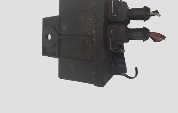 Jaguar S-Type Glow plug pre-heat relay 0281003018