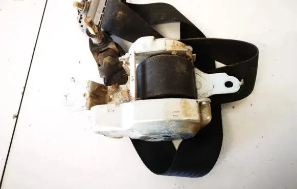 Nissan Pathfinder R51 Front seatbelt 7p2350p 7p2350-p
