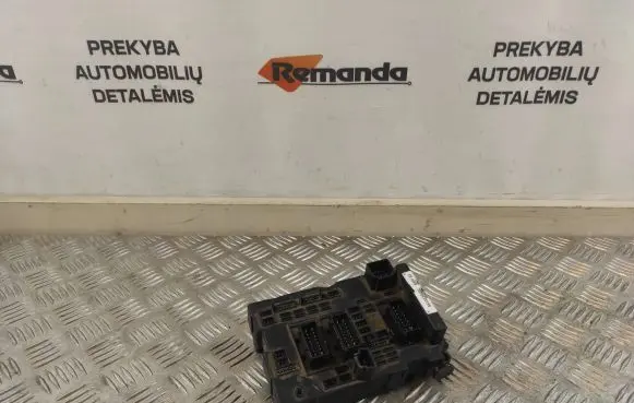 Citroen Xsara Fuse box set 9644038680 BSMB3 13663470
