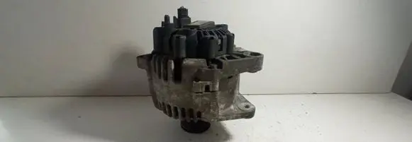 Nissan Micra Generator/alternator 8200667608 2543562A TG11C064