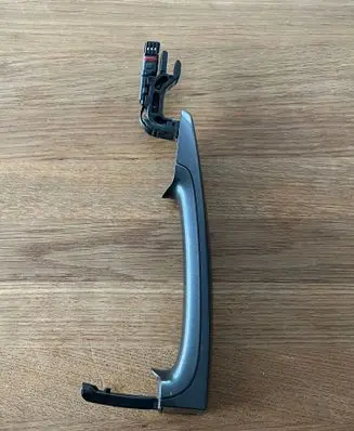 BMW X1 E84 Front door exterior handle 7306343 14117750