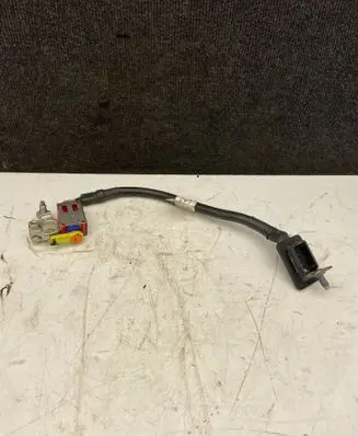 Mercedes-Benz Sprinter W906 Positive cable (battery) A9064401066