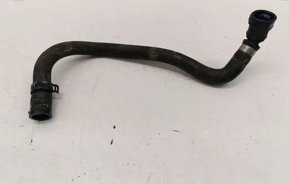 Volvo XC90 Engine coolant pipe/hose