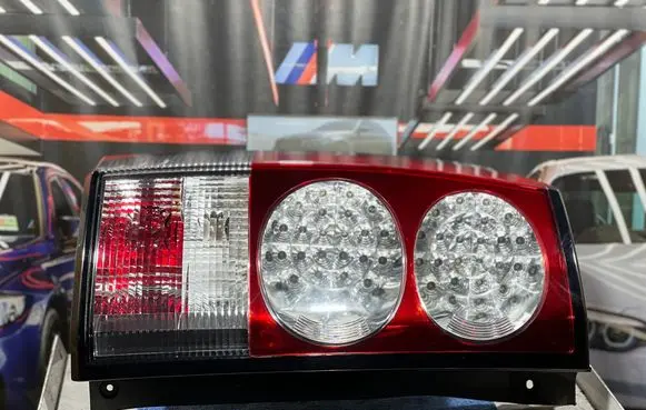 Land Rover Discovery 4 - LR4 Rear/tail lights