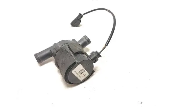 Volvo XC60 Electric auxiliary coolant/water pump 9017985A